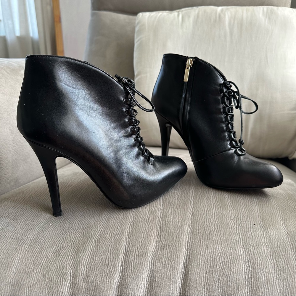 Karen Millen black heel boots size 8